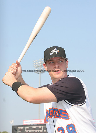 Matt Wieters 28