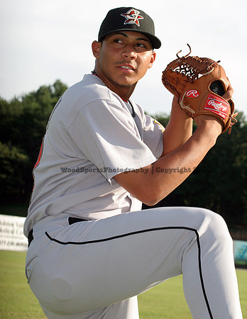 Cruz Luis (wood) 1.jpg